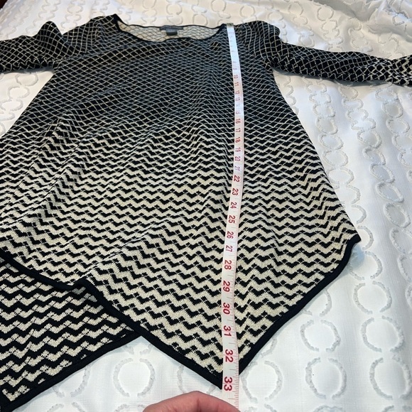 Chelsea and Theodore Women’s sweater small - Picture 10 of 10